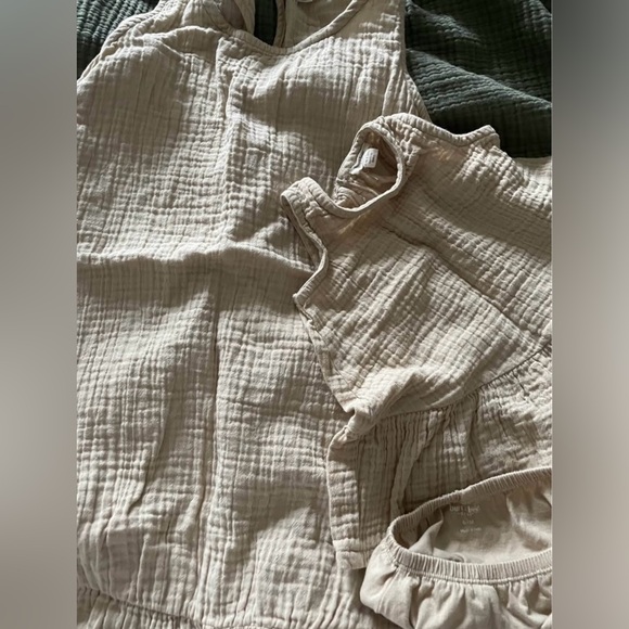 Burt's Bees Baby Dresses & Skirts - Muslin Burts Bees mom/baby matching set - M for momma and 6 - 9 months for baby